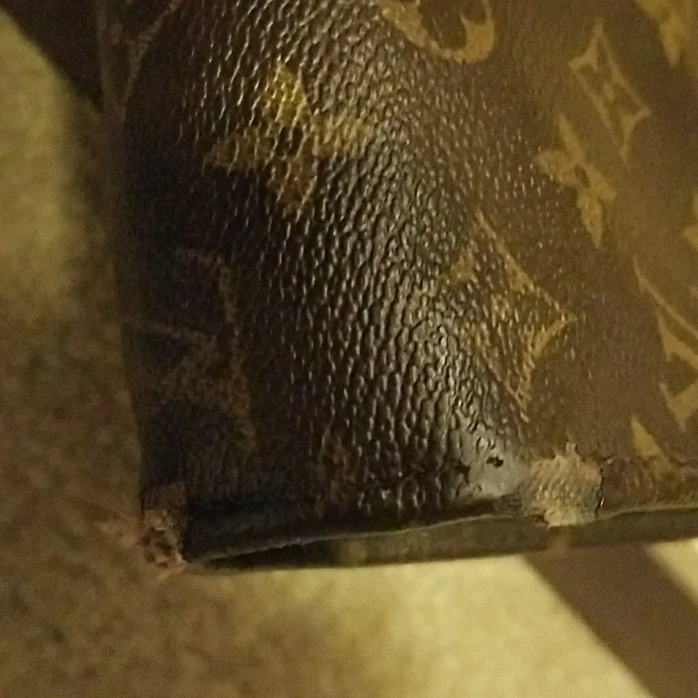 Louis Vuitton Portfolio bag Authentic